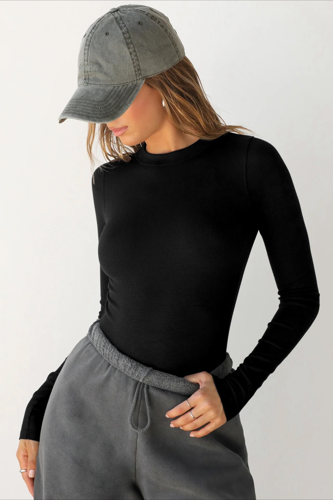 Versatile Long Sleeve Fitted Sweatshirt